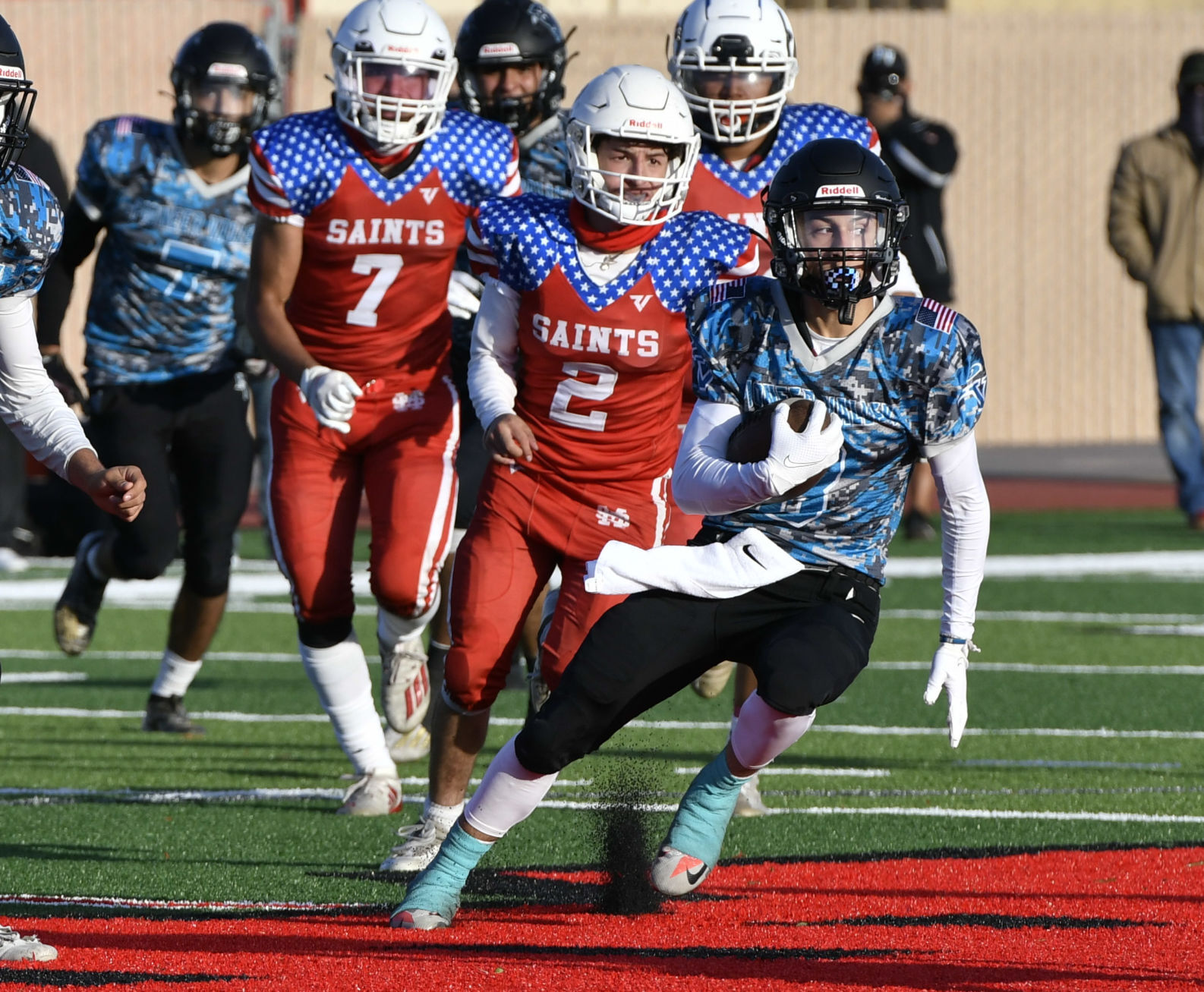 041621 PV SM football 06.JPG